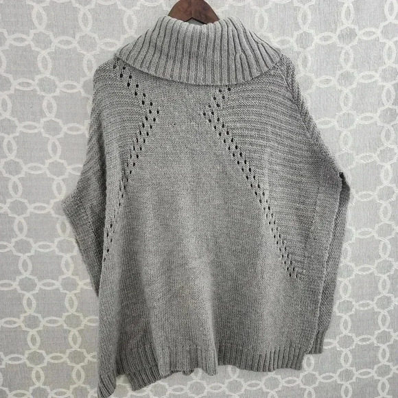 Made Wool Blend Women's Small Cowl Neck Sweater Poncho Gray - Picture 2 of 9